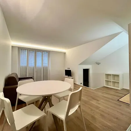 Apartment Side Milan