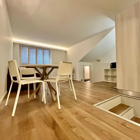 Side Apartment Milan