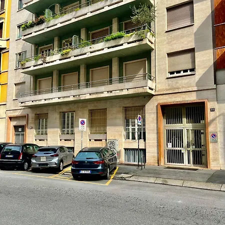 Side Apartment Milan